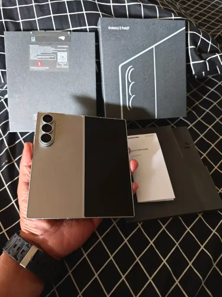 Samsung Z-Fold 7 12/512gb sein silver fullset baca deskripsi bisa tt