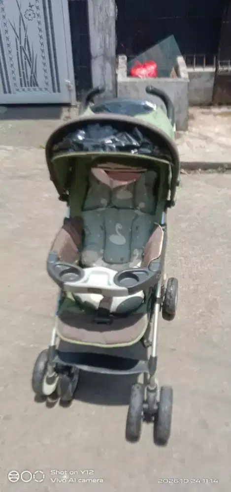 Stroller bayi chicco