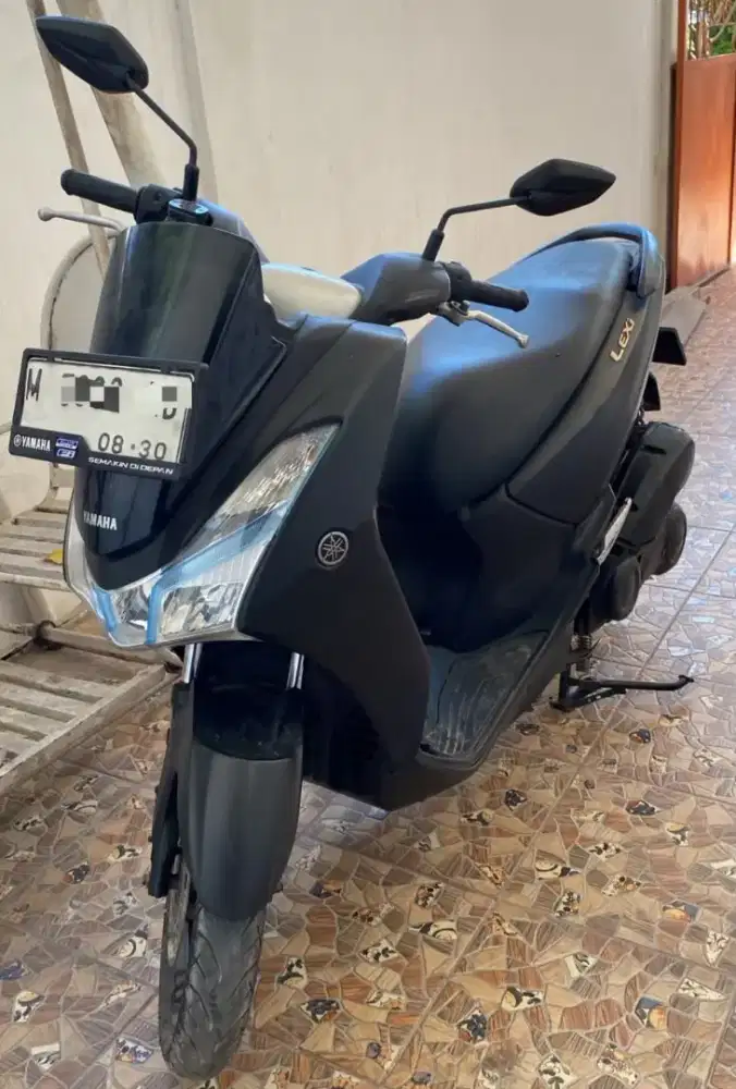 Yamaha Lexi 2020 Hitam
