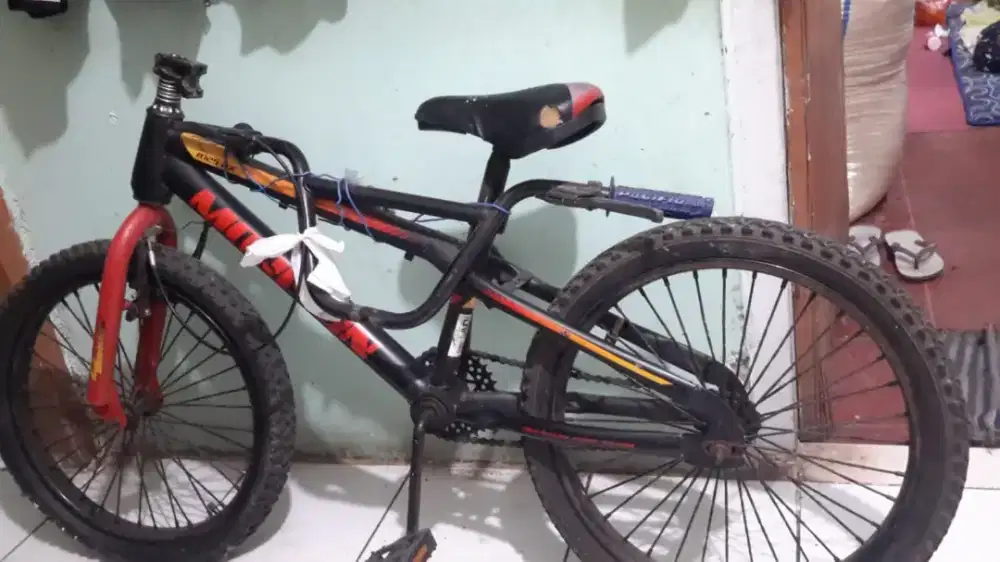 Sepeda BMX 20 Inc Morison 8125