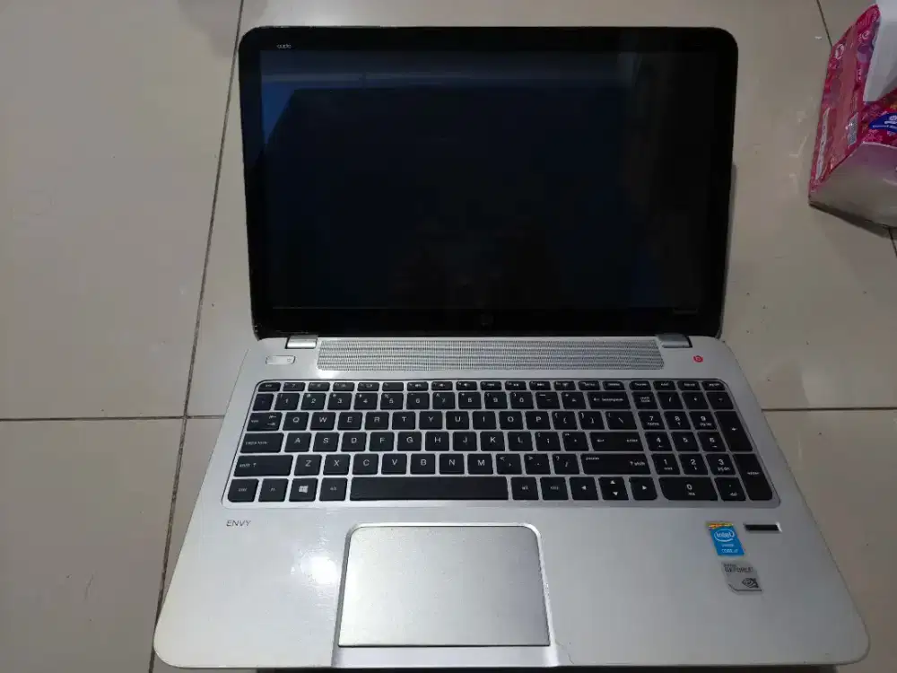 LAPTOP HP i7  Ram 16Gb