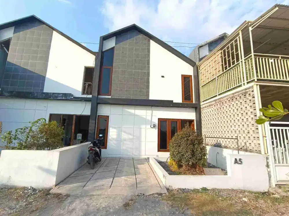 disewakan rumah 2 lantai minimalis semi furnish dimaguwoharjo