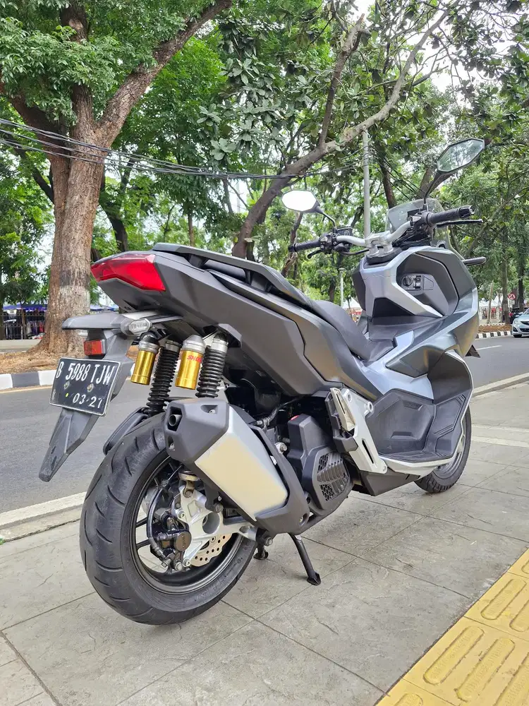 DIJUAL CASH HONDA ADV 150 CBS ISS THN 2022 PJK IDUP SIAP PAKAI