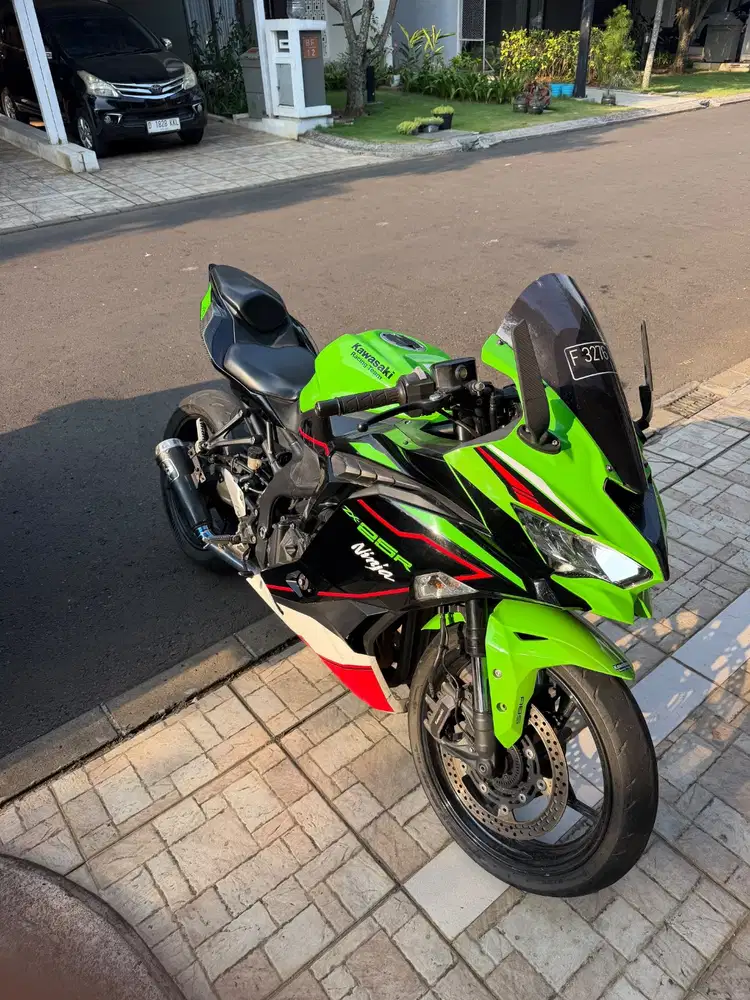 Kawasaki ZX25R ABS QuickShifter