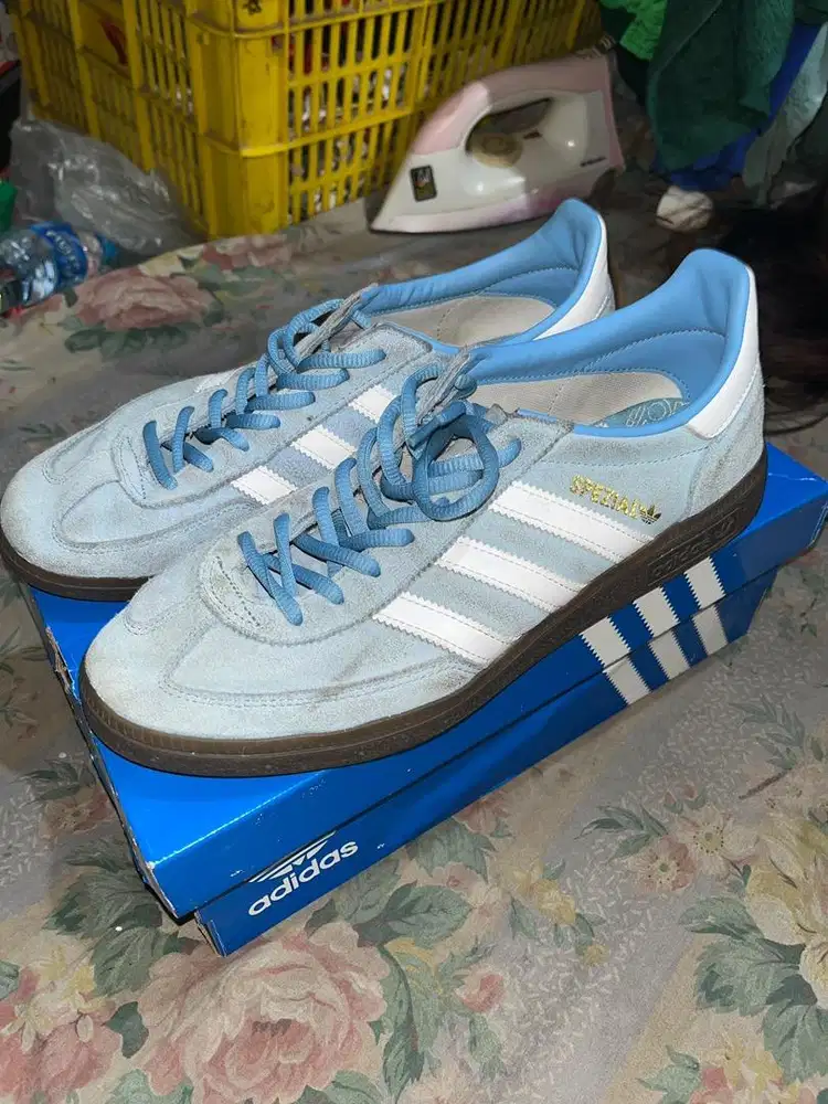 Jual sepatu adidas