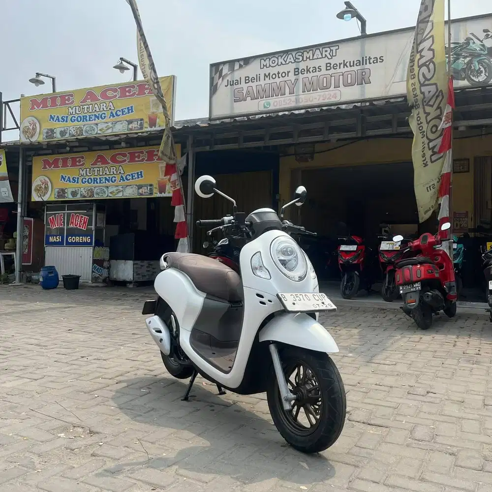 FOR SALE HONDA SCOOPY PRESTIGE 2024 ( SECOND LIKE NEW )