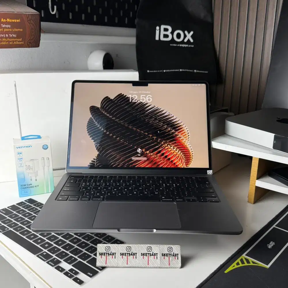 MacBook Air M2 16gb 1TB Spacegray Battery Health 92%