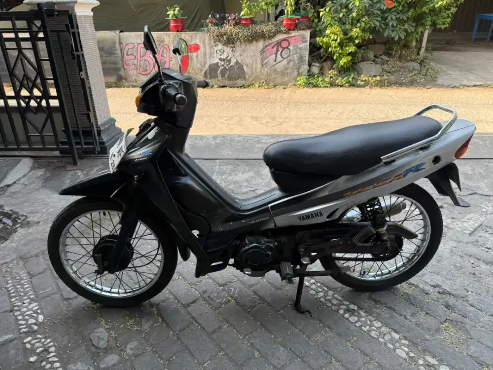 Yamaha Vega R THN 2003 plat AB kota
