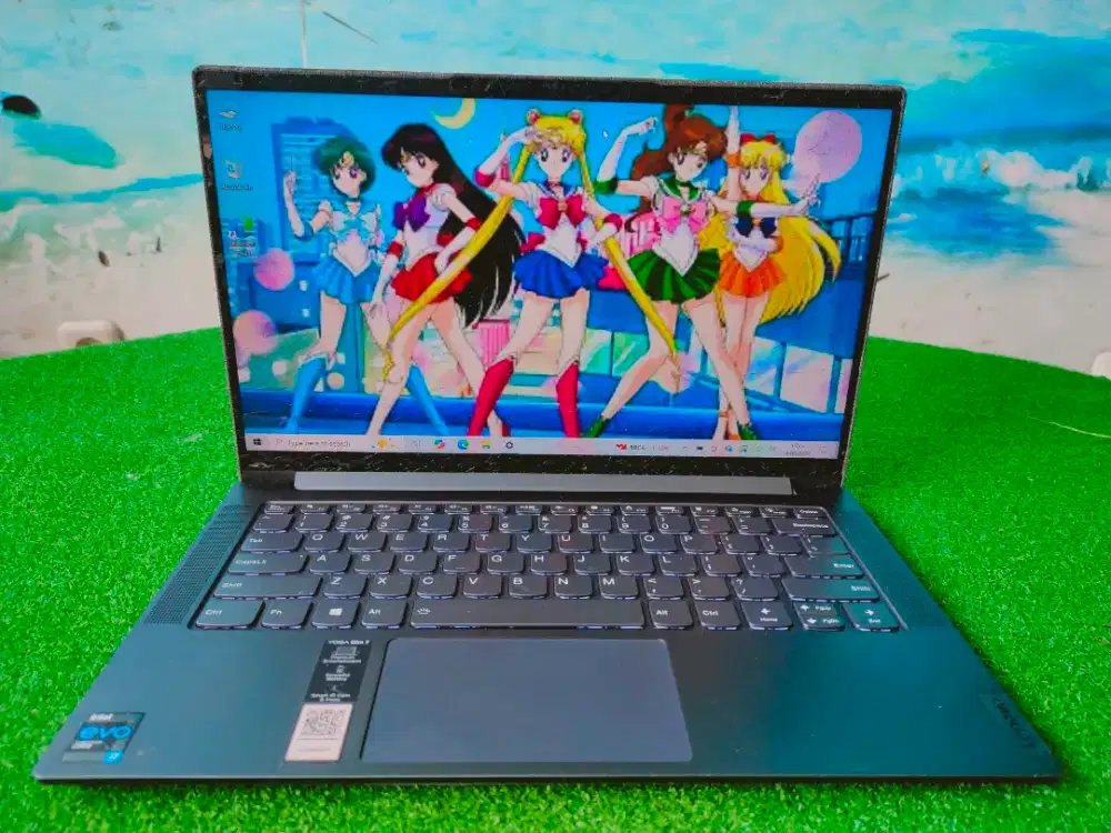 Lenovo Yoga Slim 7 i7 Gen 11 16Gb SSD 256 Touchscreen Normal Minus LCD