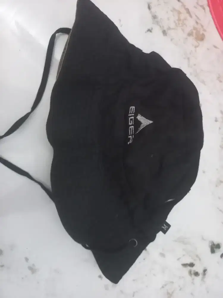 topi rimba eiger