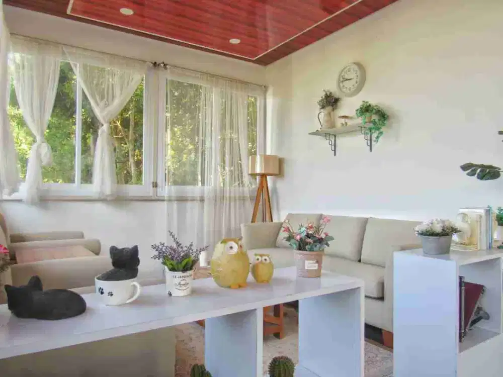 Di jual villa mewah di Dago