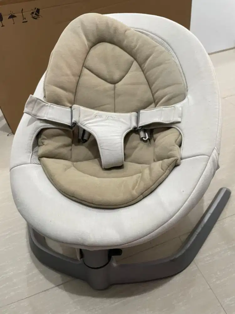 Nuna Leaf Bouncer (No Box)