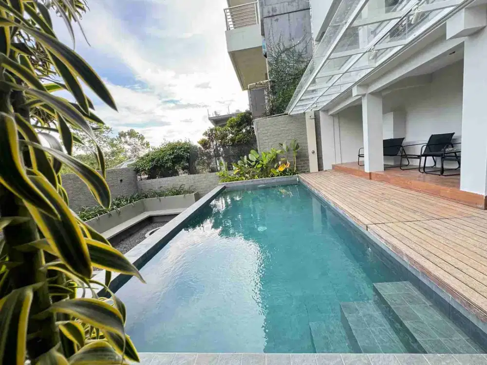 Di jual Villa mewah dengan private pool di Dago Pakar Resort