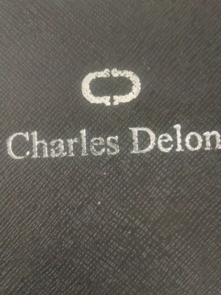 jam tangan Charles Delon