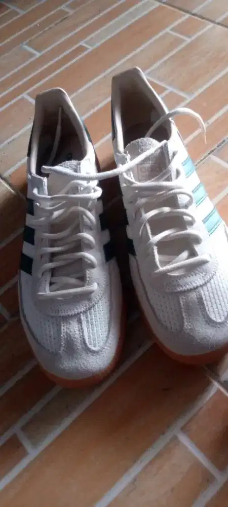 Adidas samba edition