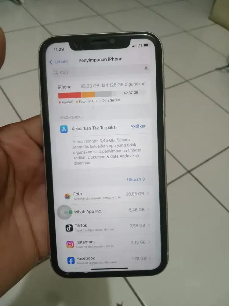 iphone 11 128 white