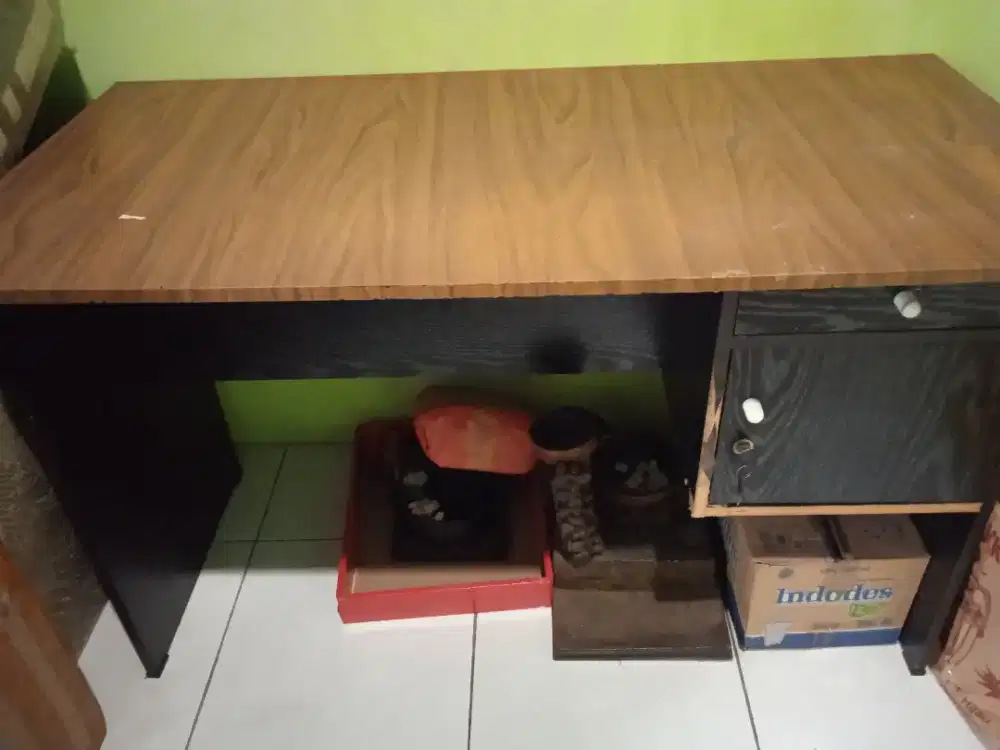 Jual Meja Belajar/Kantor