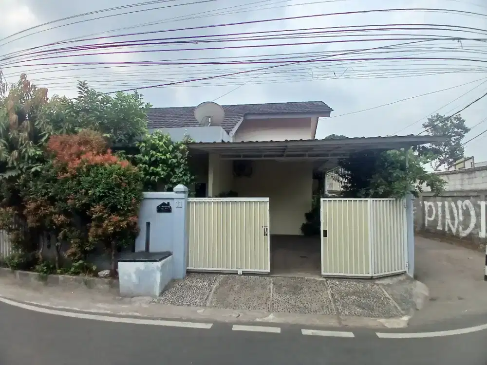 Jual Rumah SHM Jl. Pinding No.11 cipedak jagakarsa