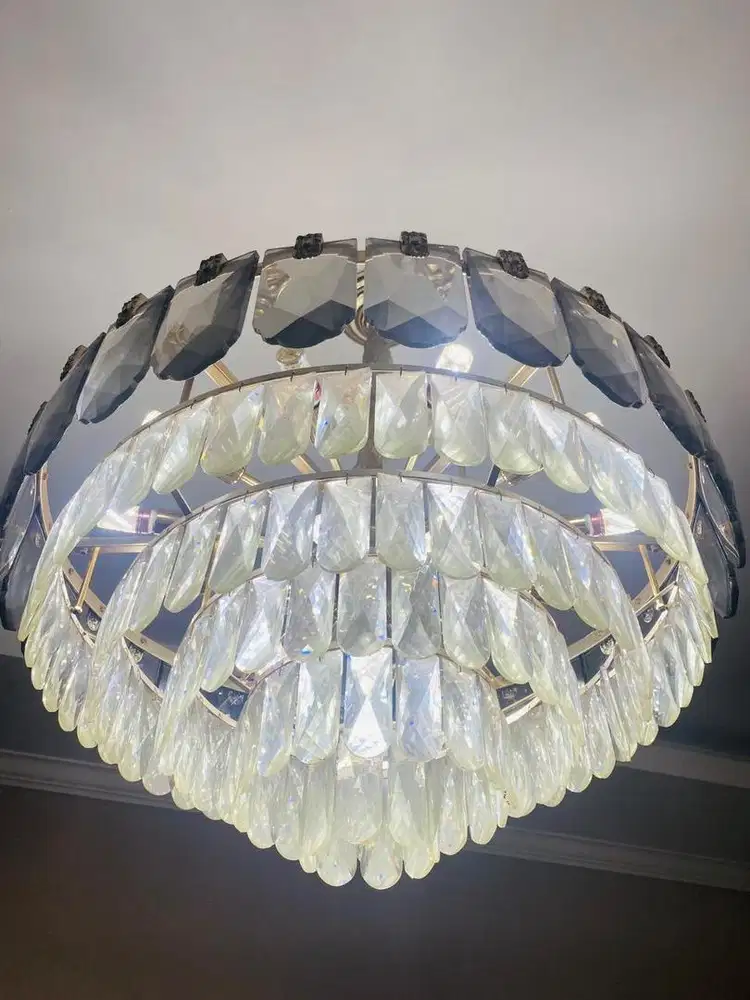 Lampu Kristal (bekas)