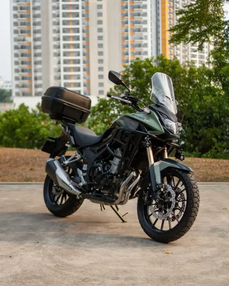 Honda CB500X Pearl Organic Green 2023