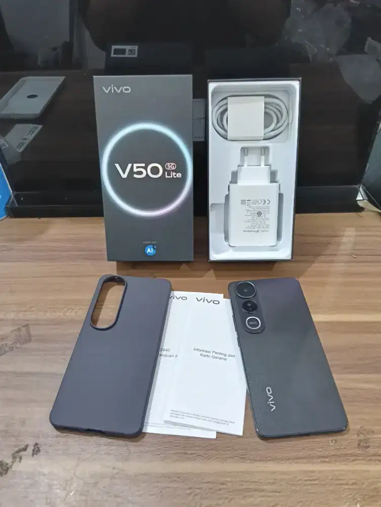 Vivo V50 lite 5G ram 8/256gb seken murah dan lengkap
