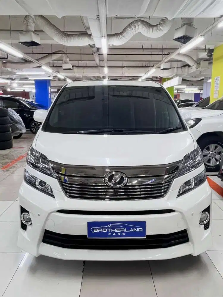 Toyota Vellfire 2015 Bensin