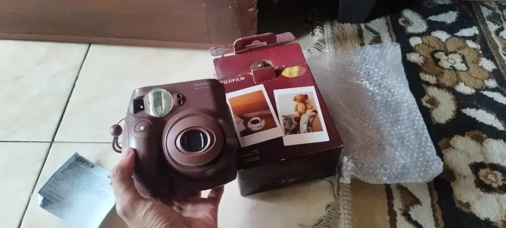 Jual Barang koleksi fujifilm intax mini 7s choco