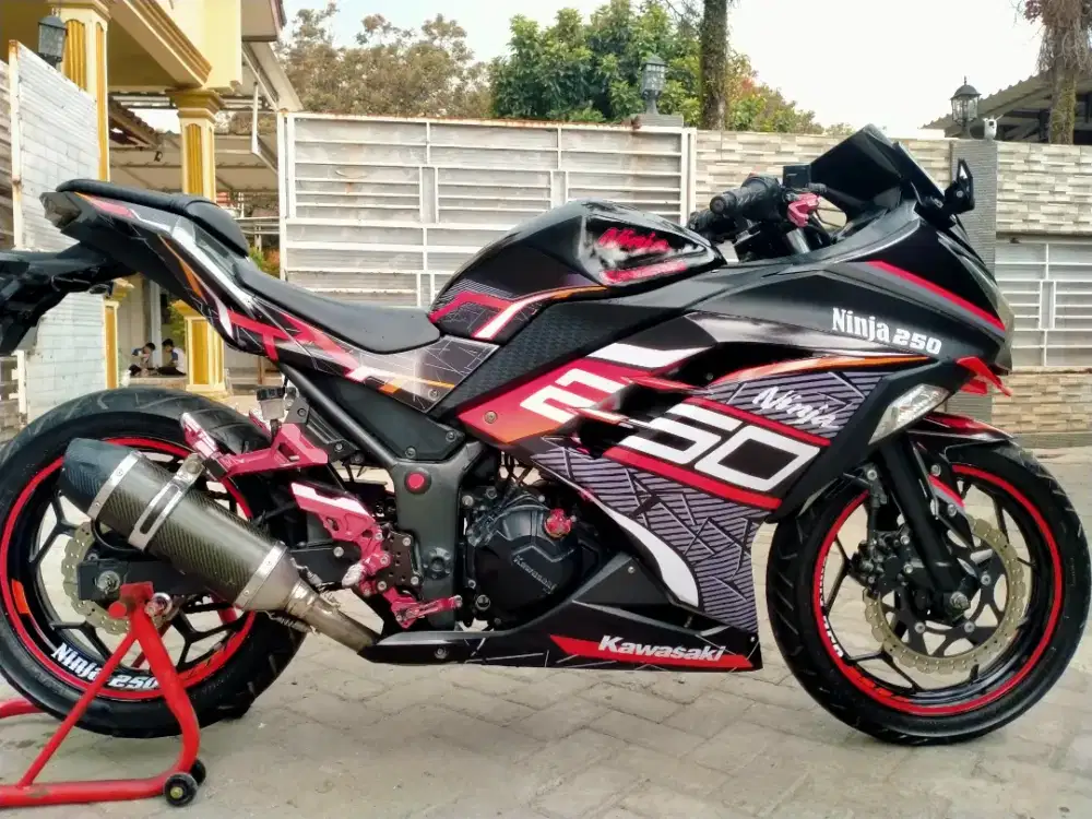 Kawasaki Ninja FI 250cc lengkap mesin segel keterangan detail dibawah