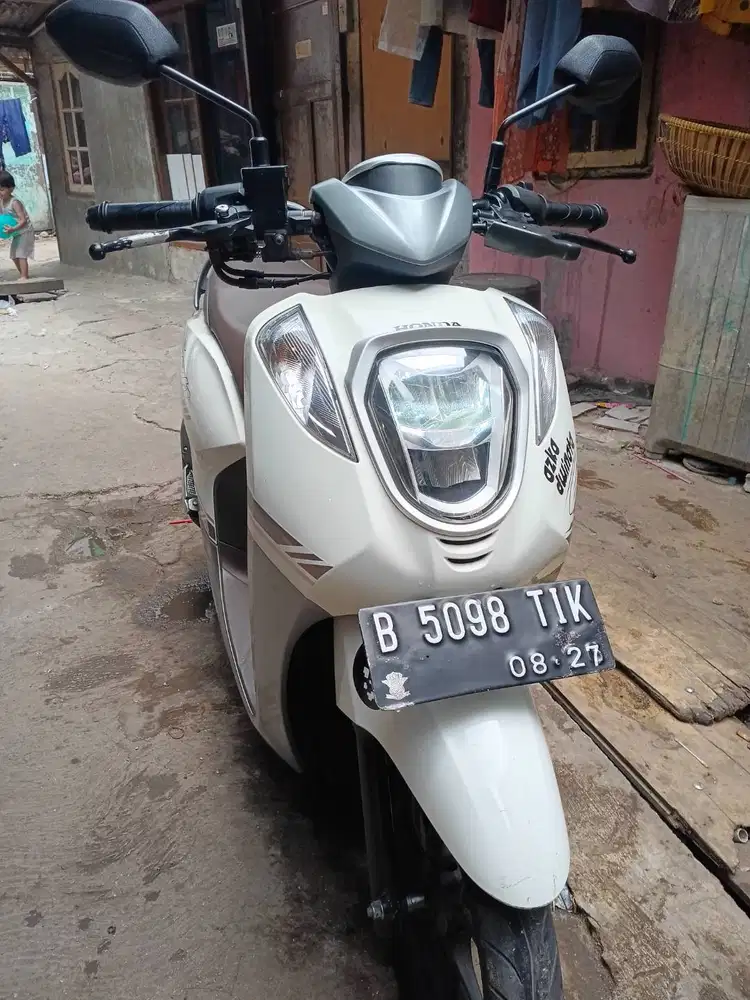 honda genio 2021 white