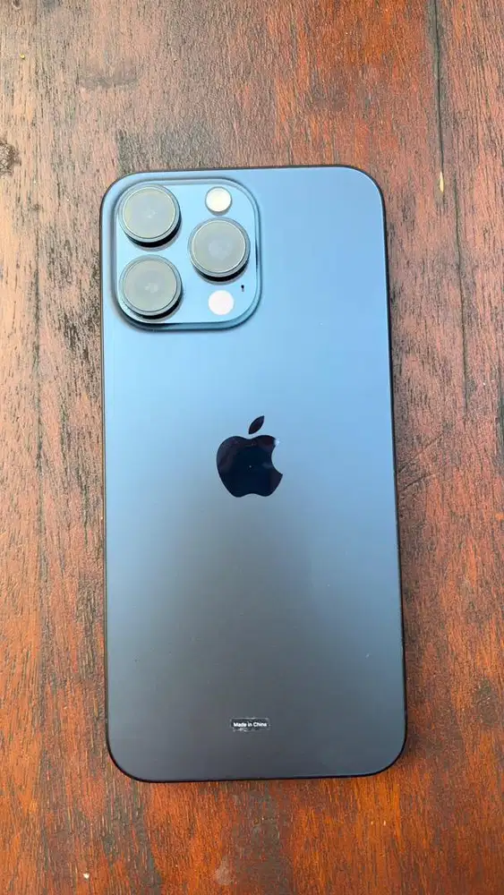 Iphone 15 pro max blue titanium 1tb ex digimap