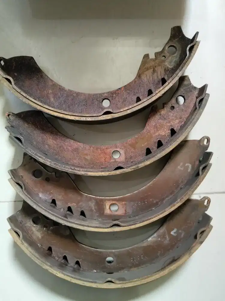 Kampas Rem Terios old Original