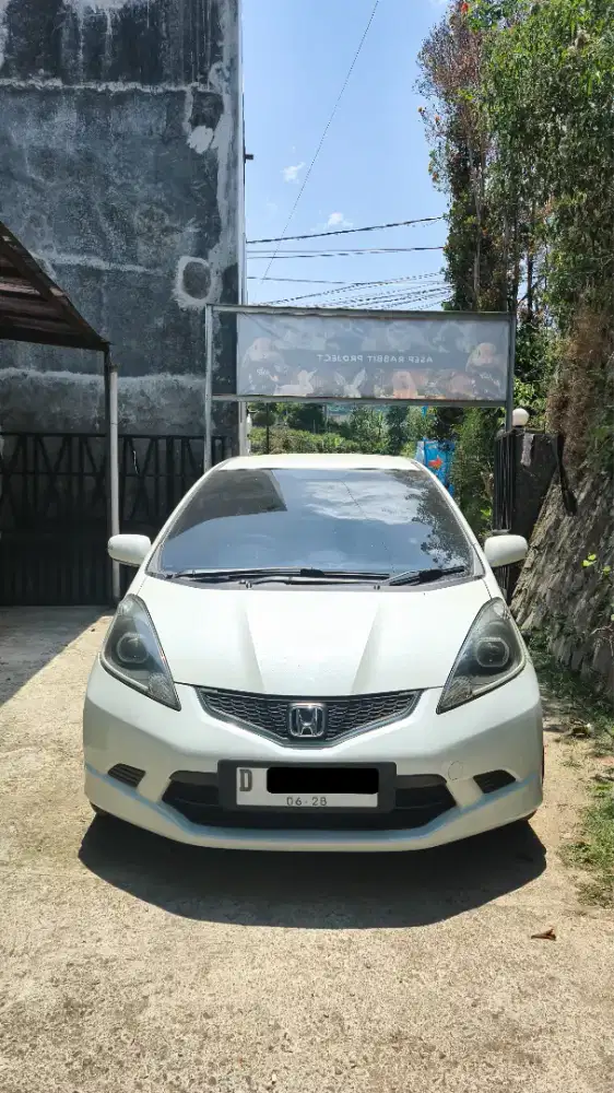 HONDA JAZZ E MATIC 2010
