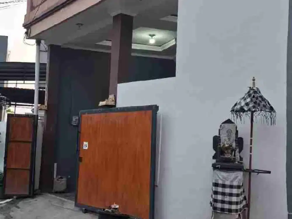Di kontrakan rumah jalan Tukad Balian , Denpasar, Bali