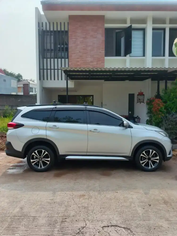 Terios R deluxe 2019
