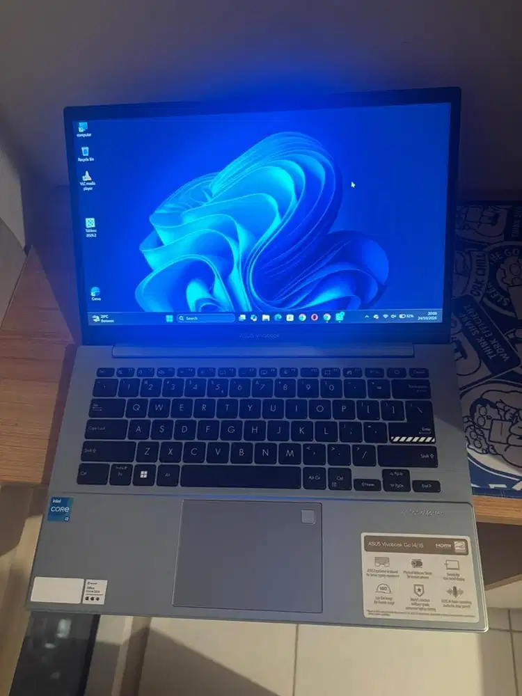 Asus Vivobook Go 14