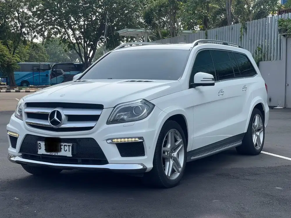 DIJUAL CEPAT MOBIL MERCY GL400 AT PUTIH 2014
