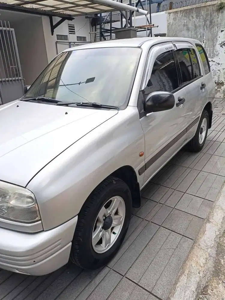 Suzuki Escudo 2005 Bensin
