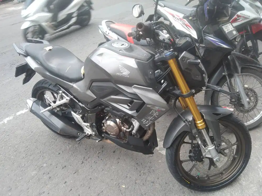 CB 150R full aksesoris dikasih