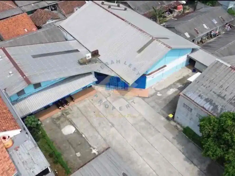 Dijual Pabrik murah di Padat Karya Curug