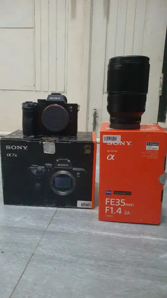 Kamera sony a7 mark III plus lensa fix