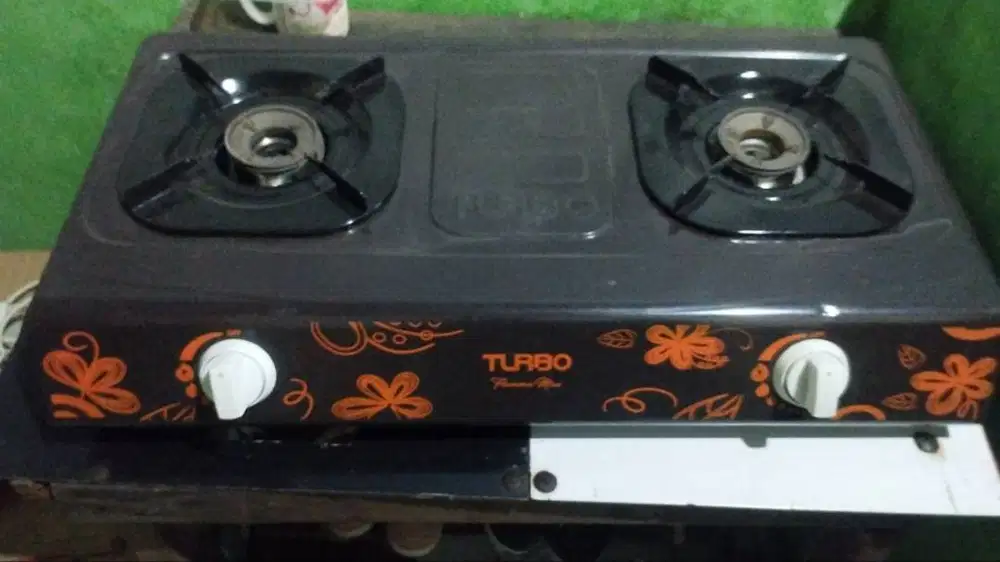Di jual cepat kompor gas 2 mata