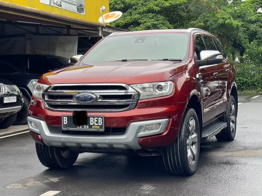 DIJUAL CEPAT MOBIL FOR EVEREST AT 2015 MERAH