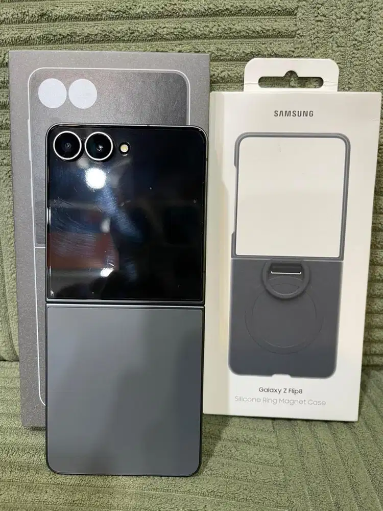 Samsung Z flip8 12/512 second Resmi likenew