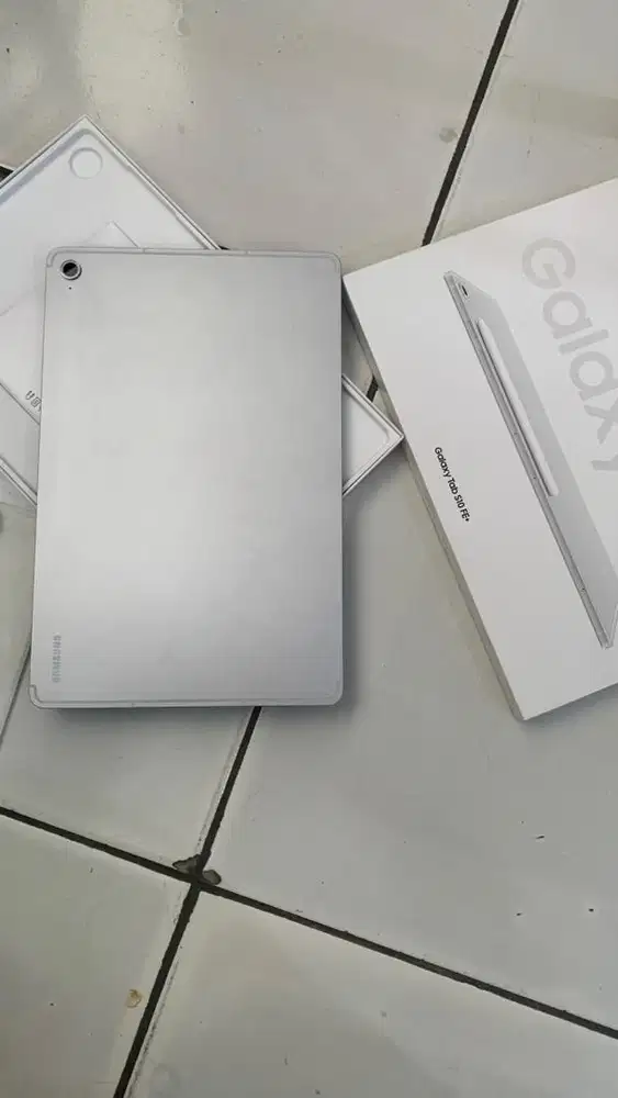 Samsung Tab S9Fe + 12/256