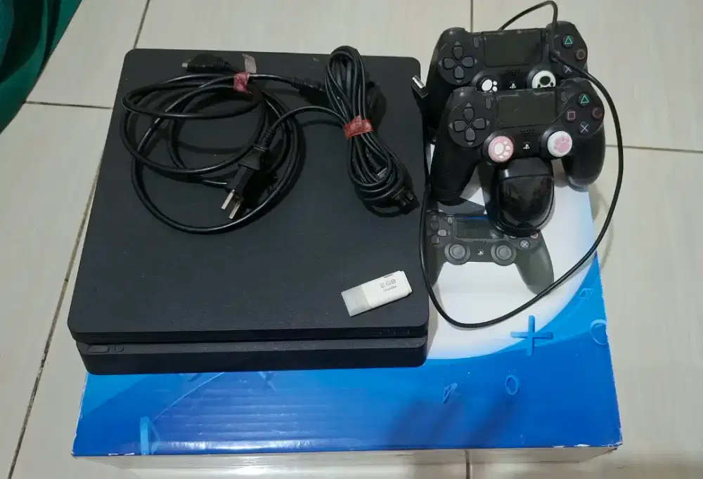 Dijual PS4 Slim 9.00 Like New 99%