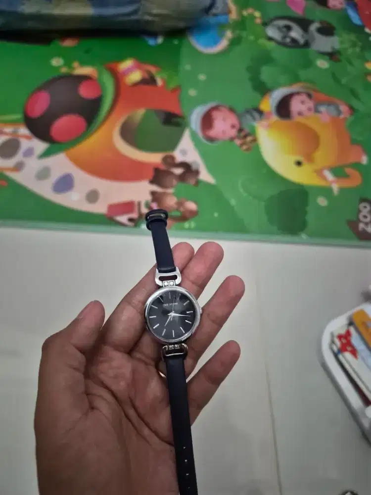 Jam tangan merk Jims Honey