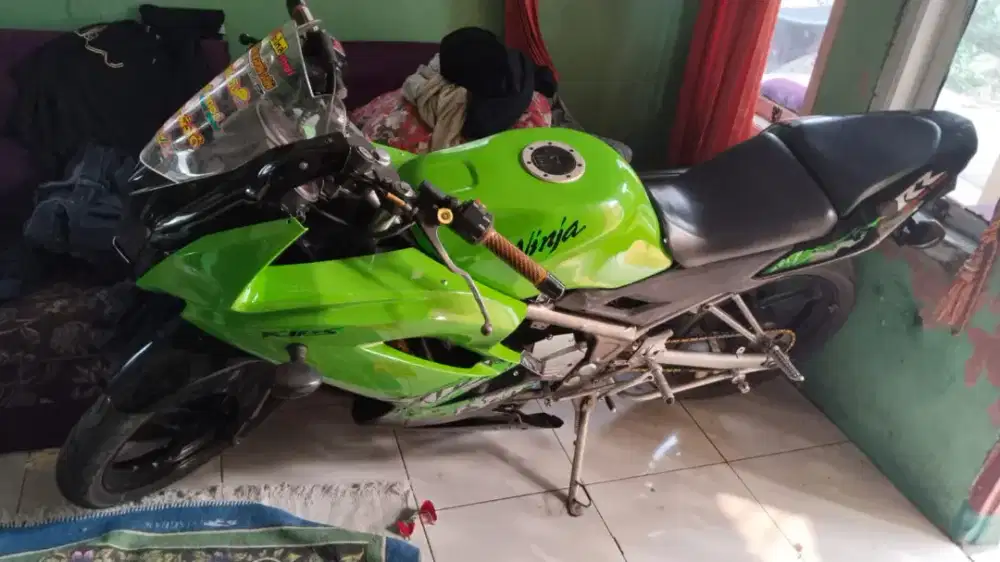 Fokus jual ninja rr new 2013 / 2017