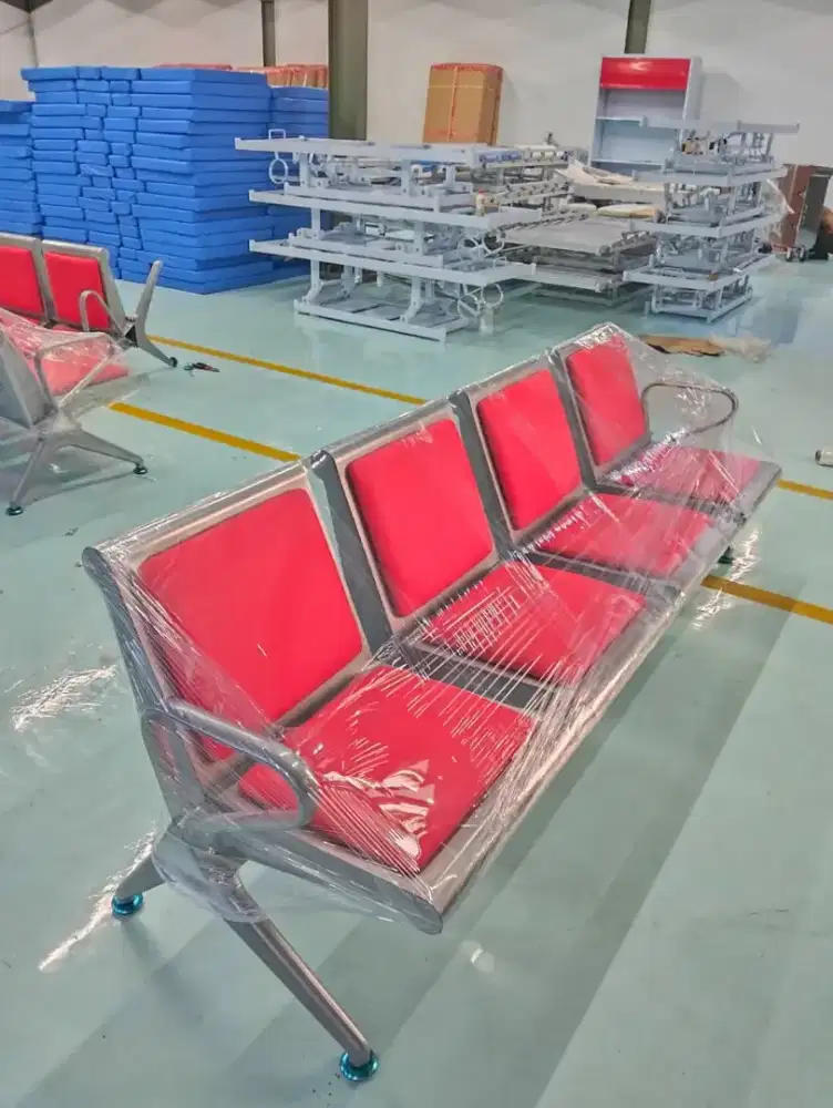 Kursi tunggu 4 seat dengan busa