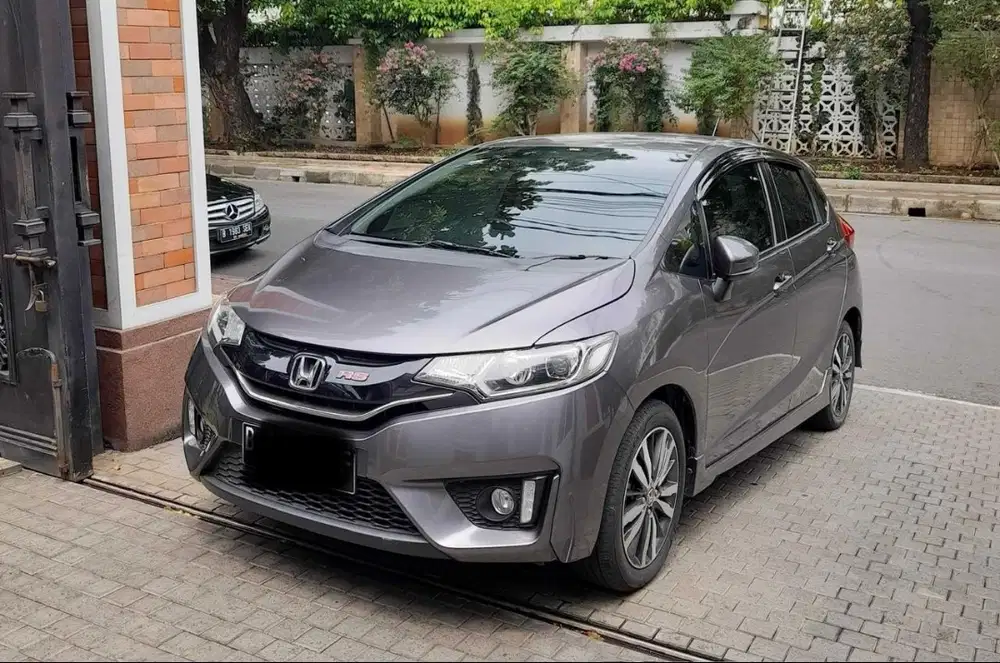Honda JAZZ RS Terawat Low KM