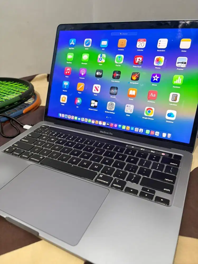 Macbook Pro M1 2020 8/256 - Second